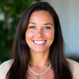 Sarah Thompson, Destination Specialist